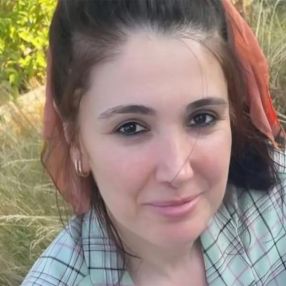 Esra, Familie in Schwäbisch Gmünd