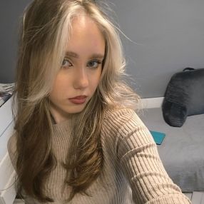 Angelina, Babysitter in Neuwied