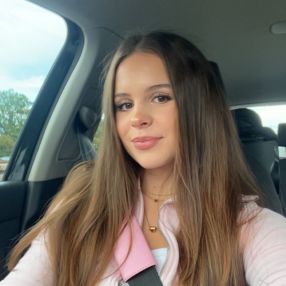 Manou, Babysitter in Eschborn