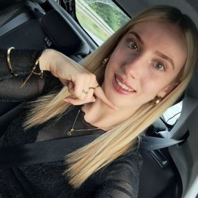 Carolin, Babysitter in Leonberg