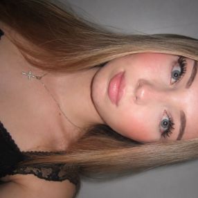 Lara, Babysitter in Sundern (Sauerland)