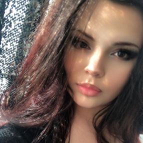Noziya, Babysitter in Viersen