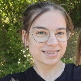 Lucy Maria, Babysitter in Teltow