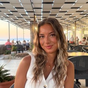Yagmur, Babysitter in Troisdorf