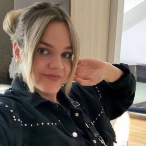 Celine, Babysitter in Gütersloh