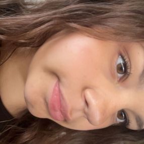Leoni, Babysitter in Salzgitter