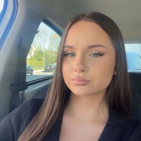 Leny, Babysitter in Arnsberg