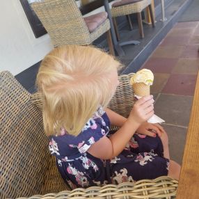 Mirjam, Familie in Bad Friedrichshall