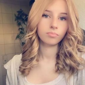 Leonie, Babysitter in Verl