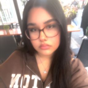 Sahrah, Babysitter in Oberursel (Taunus)