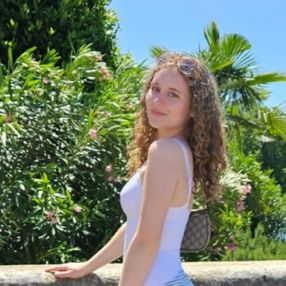 Lina, Babysitter in Kernen im Remstal