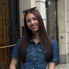 Andrea, Babysitter in München