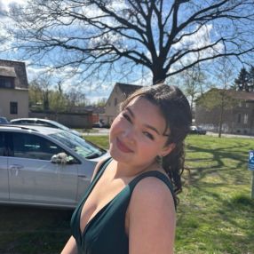 Mia, Babysitter in Potsdam