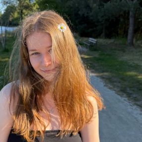 Janelle, Babysitter in Edewecht