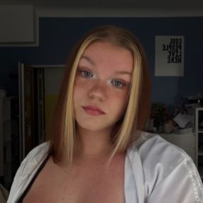 Charlette, Babysitter in Bad Langensalza