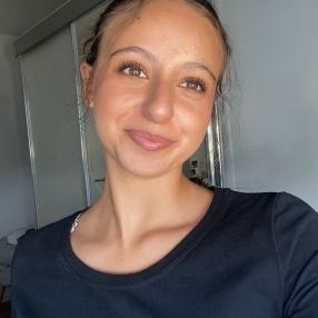 Elina, Babysitter in Pfinztal