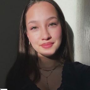 Berrak, Babysitter in Butzbach