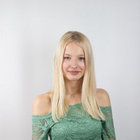 Finja, Babysitter in Hemer