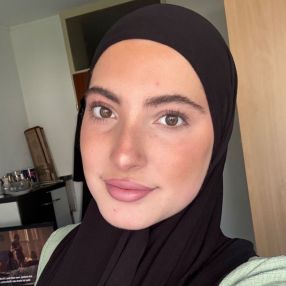 Amina, Babysitter in Heusenstamm