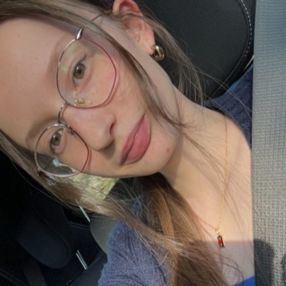 Sophie, Babysitter in Wadern