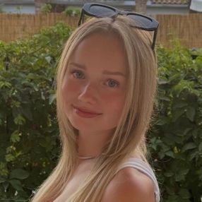Joelie, Babysitter in Bad Oldesloe