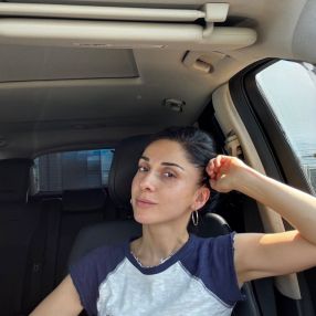 Teona, Babysitter in München