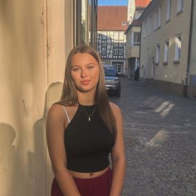 Emily, Babysitter in Aalen