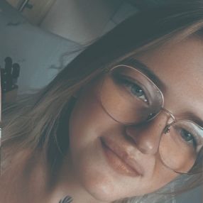 Sara Lena, Babysitter in Vechta