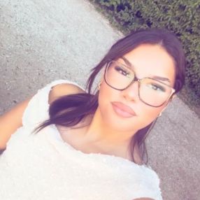 Zehra, Babysitter in Landshut