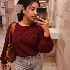 Navya, Babysitter in Heusenstamm
