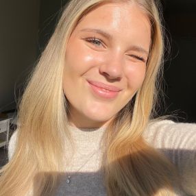 Stella, Babysitter in Bergisch Gladbach