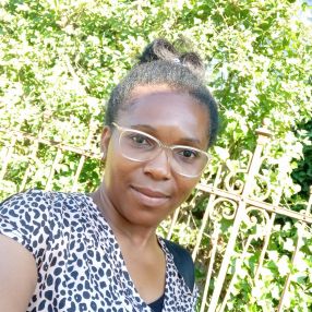 VICTORIA, Babysitter in Friedrichsdorf