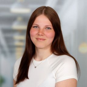 Kim, Babysitter in Neustrelitz