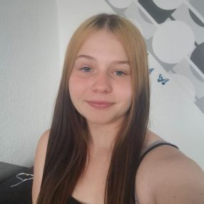Alina, Babysitter in Saalfeld/Saale