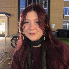 Dalia, Babysitter in Moers