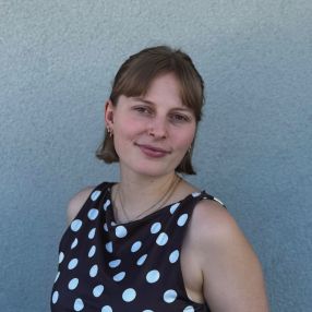 Julia, Babysitter in Langen