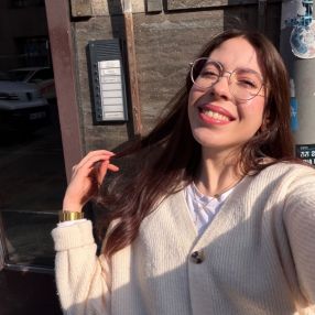 Ines, Babysitter in Erlangen