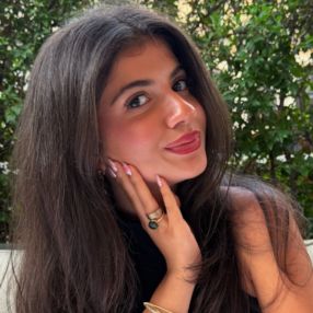Mandana, Babysitter in Oberursel (Taunus)