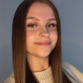 Veronika, Babysitter in Langenau