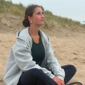 Lia, Babysitter in Kerpen