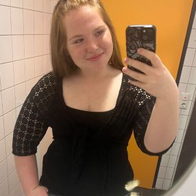 Mia, Babysitter in Zülpich