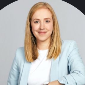 Verena, Babysitter in Ismaning