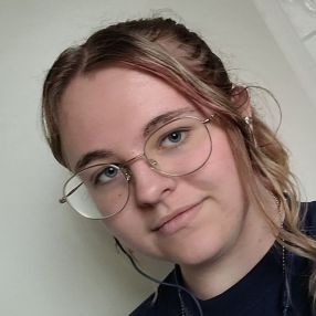 Emma, Babysitter in Neustrelitz