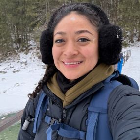 Yanel, Babysitter in Nürnberg