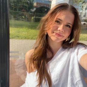 Tessa, Babysitter in Teltow
