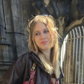 Julina, Babysitter in Rodgau