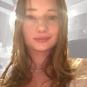Sophie, Babysitter in Alfter