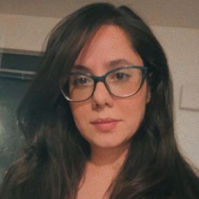 Firoozeh, Babysitter in Bonn