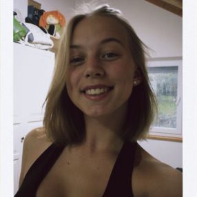 Celine, Babysitter in Mainz