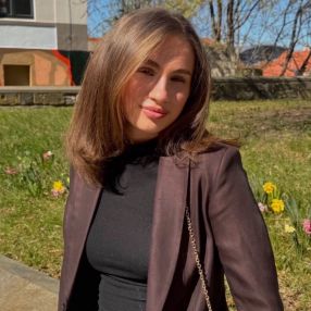 Yvonne, Babysitter in Halberstadt